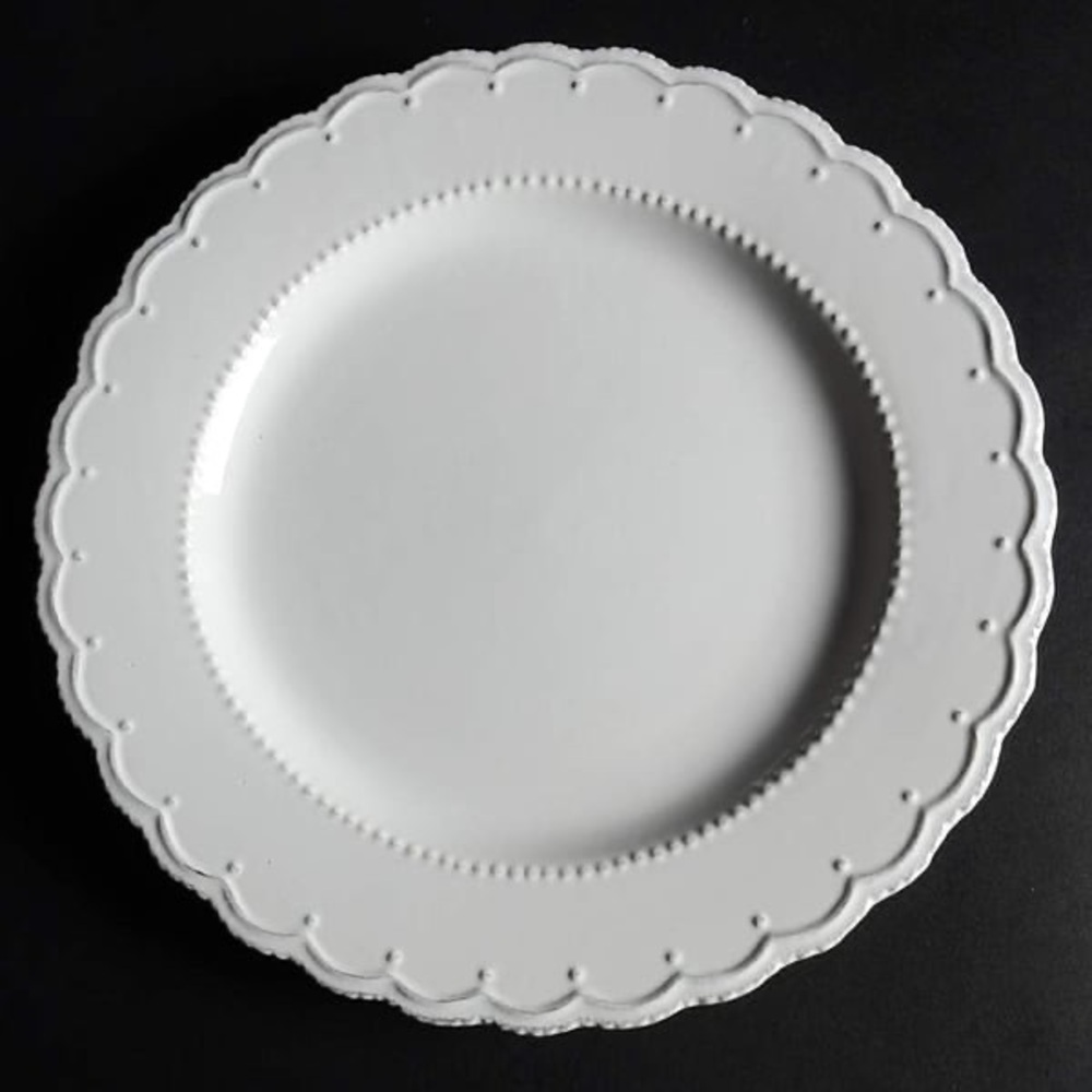 3/ Le Provence White by TABLETOPS UNLIMITED | 3 Scallop Dinner Plate 11”